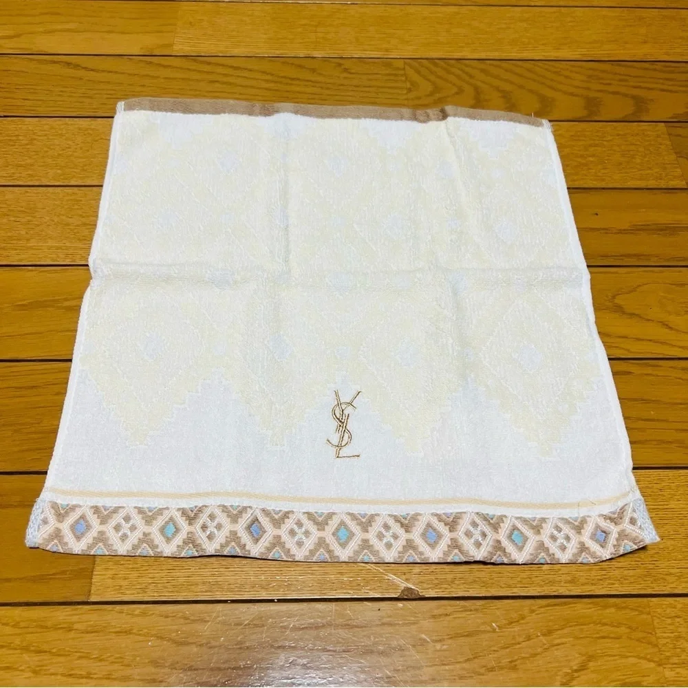 Yves Saint Laurent YSL Logo Beige & White Face/Hand Towel 35 cm x 35 cm